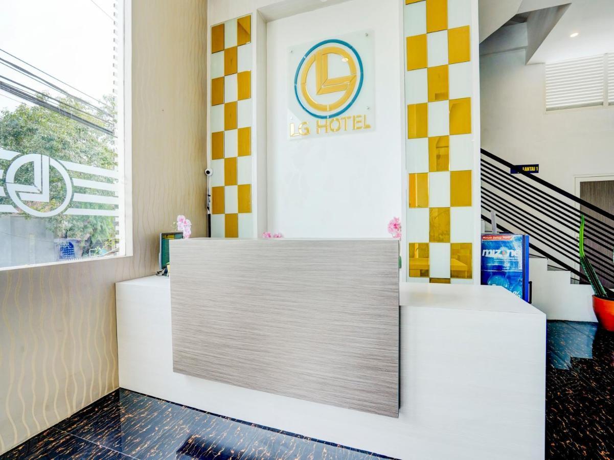 Lg Hotel Jembel Extérieur photo