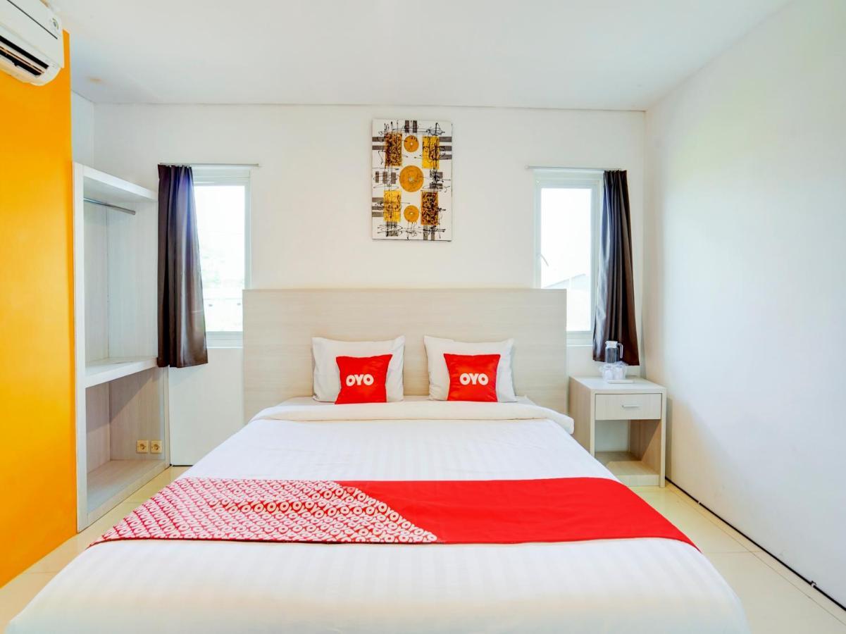 Lg Hotel Jembel Extérieur photo